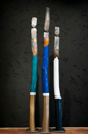 Peintures de VODOUHE Nathanaël, l'artiste plasticien, Sculpteur contemporain africain, à l'univers particulier